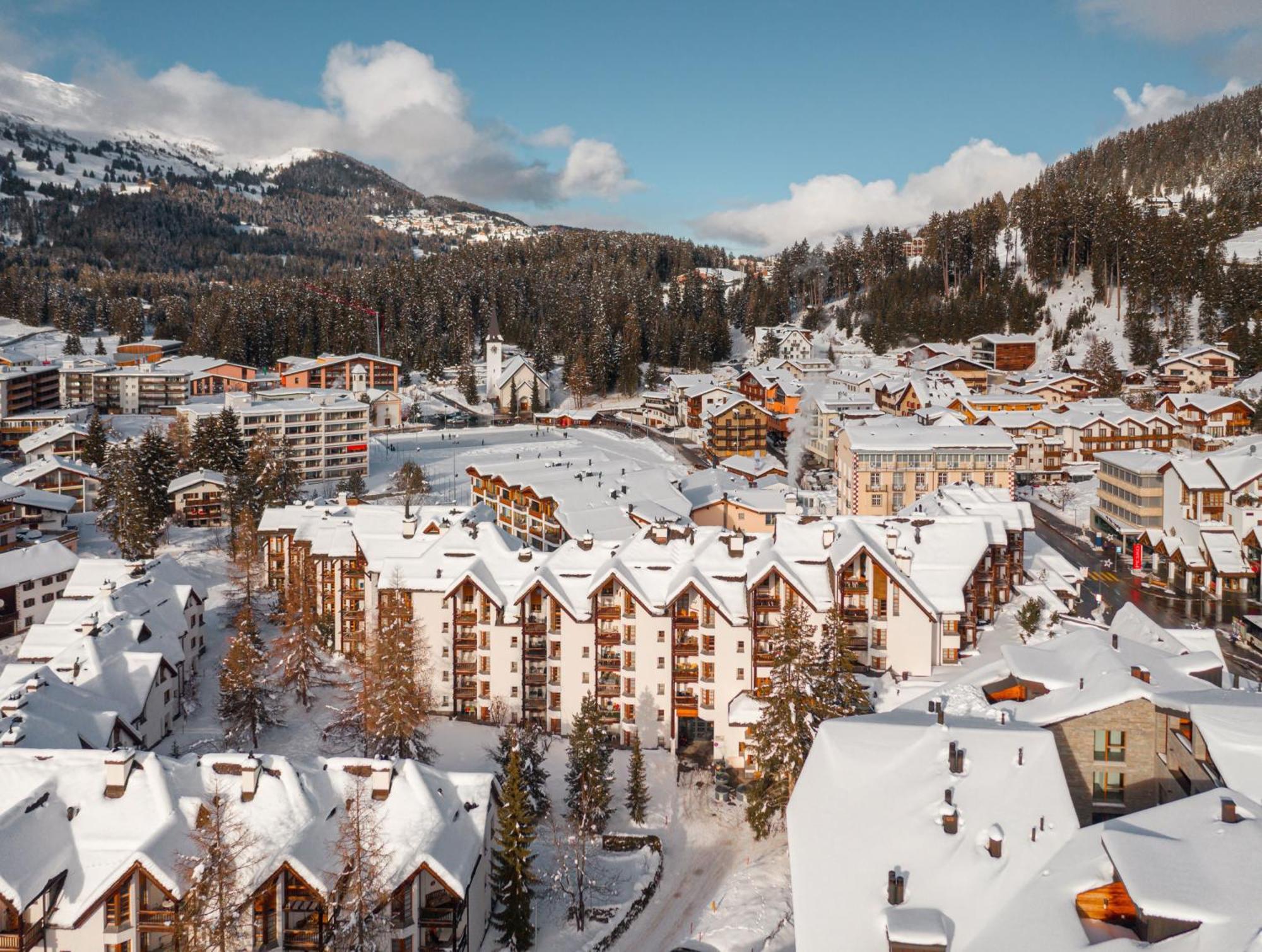 Hotel Schweizerhof Lenzerheide Exterior photo